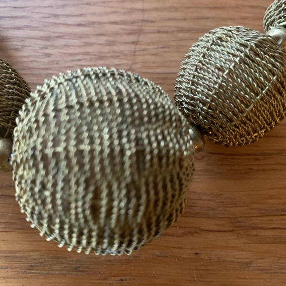 Vintage Gold Tone Wire Bauble Necklace - Picture 3 of 5